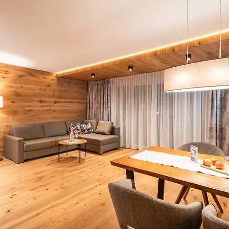 أبارت هوتل ألبين Neukirchen am Großvenediger